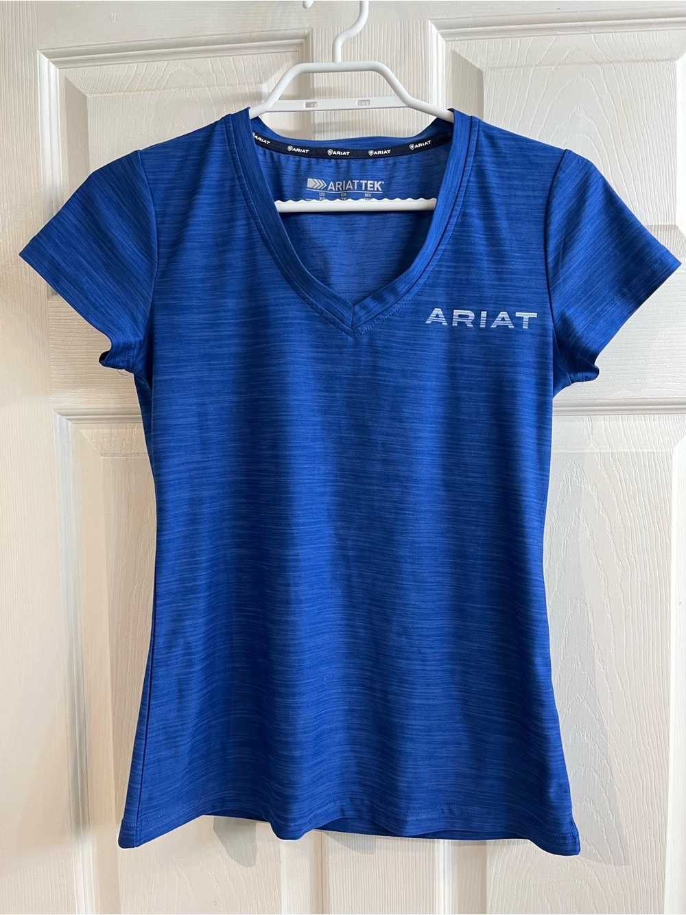 AriatTEK T-Shirt  women’s size XS